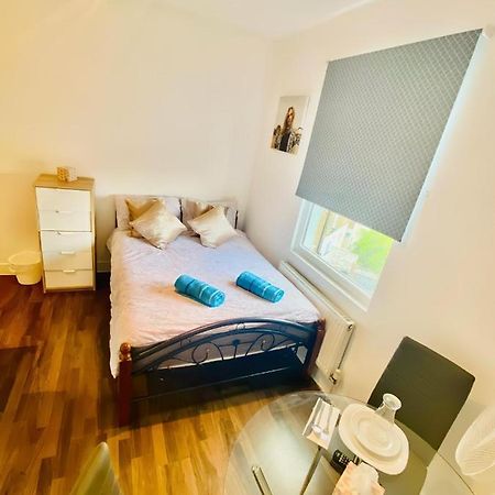 One Bed Studio Flat In Central London Apartment ภายนอก รูปภาพ