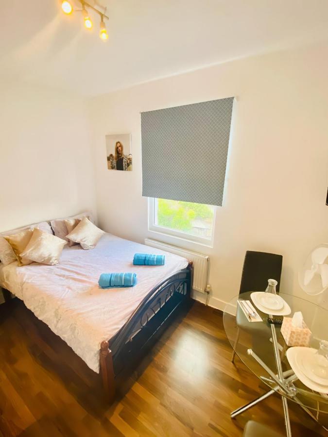 One Bed Studio Flat In Central London Apartment ภายนอก รูปภาพ