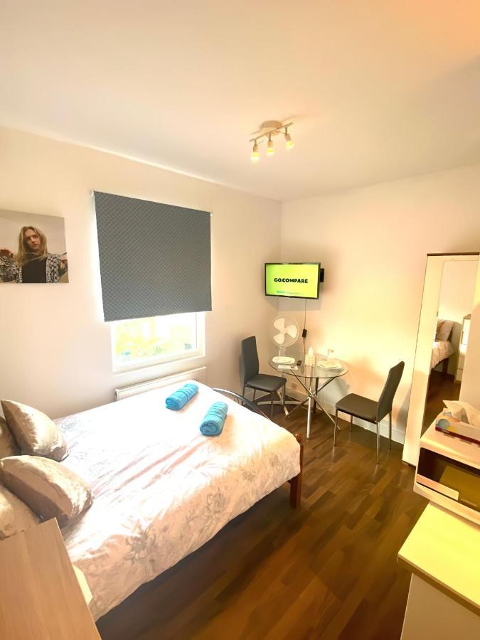 One Bed Studio Flat In Central London Apartment ภายนอก รูปภาพ