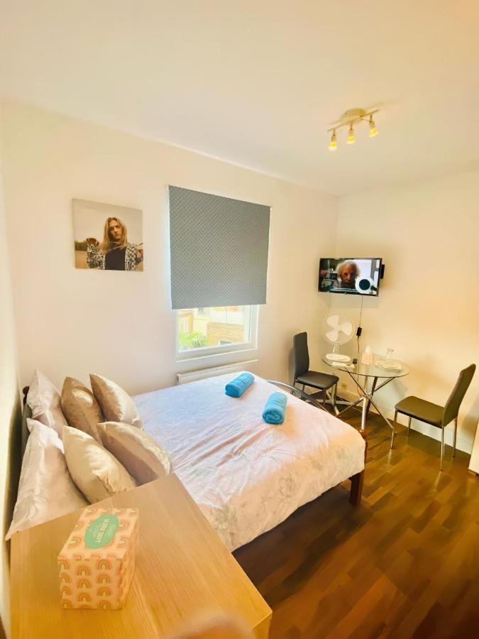 One Bed Studio Flat In Central London Apartment ภายนอก รูปภาพ
